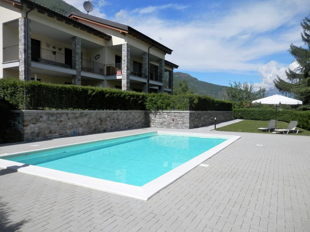 Casa Lella With Pool And Garden Lägenhet Lenno Exteriör bild