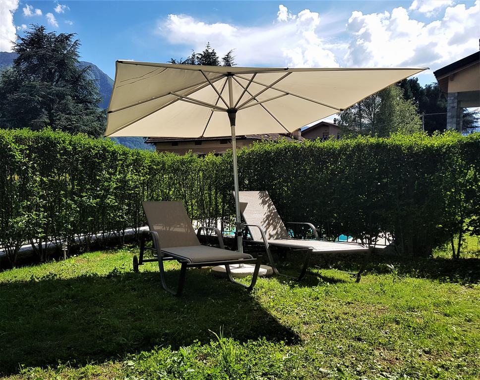Casa Lella With Pool And Garden Lägenhet Lenno Exteriör bild
